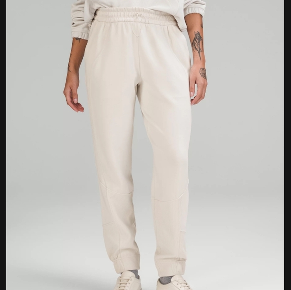 Lululemon Brushed Softstreme Ribbed High-Rise Jogger	 Size 4 - Picture 6 of 6